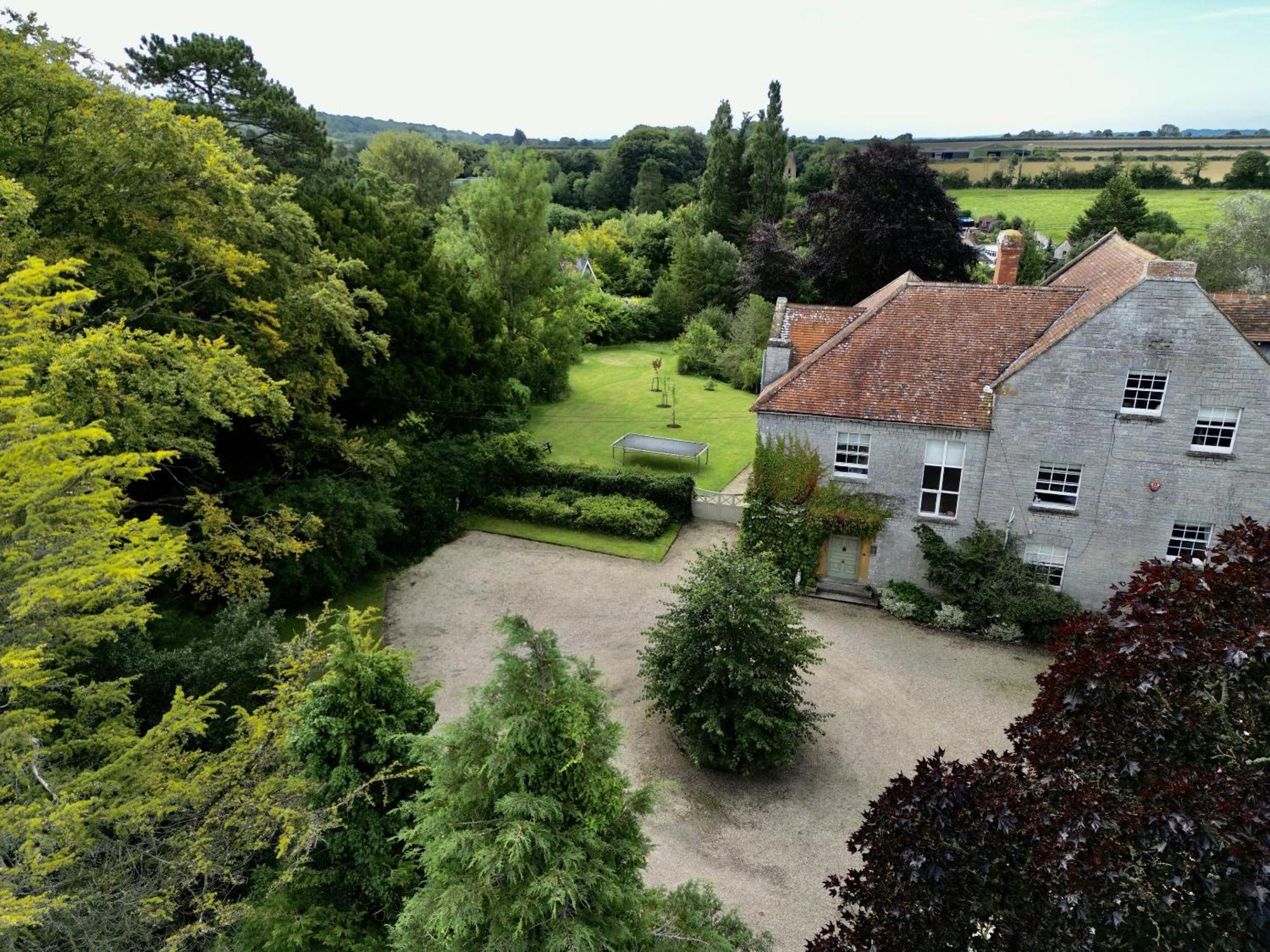 The Mount Somerton Retreat - Nr Bruton, Glastonbury, The Spectacular Wells Cathedral, Millfield School, Leonardo Helicopters, Yeovilton Экстерьер фото